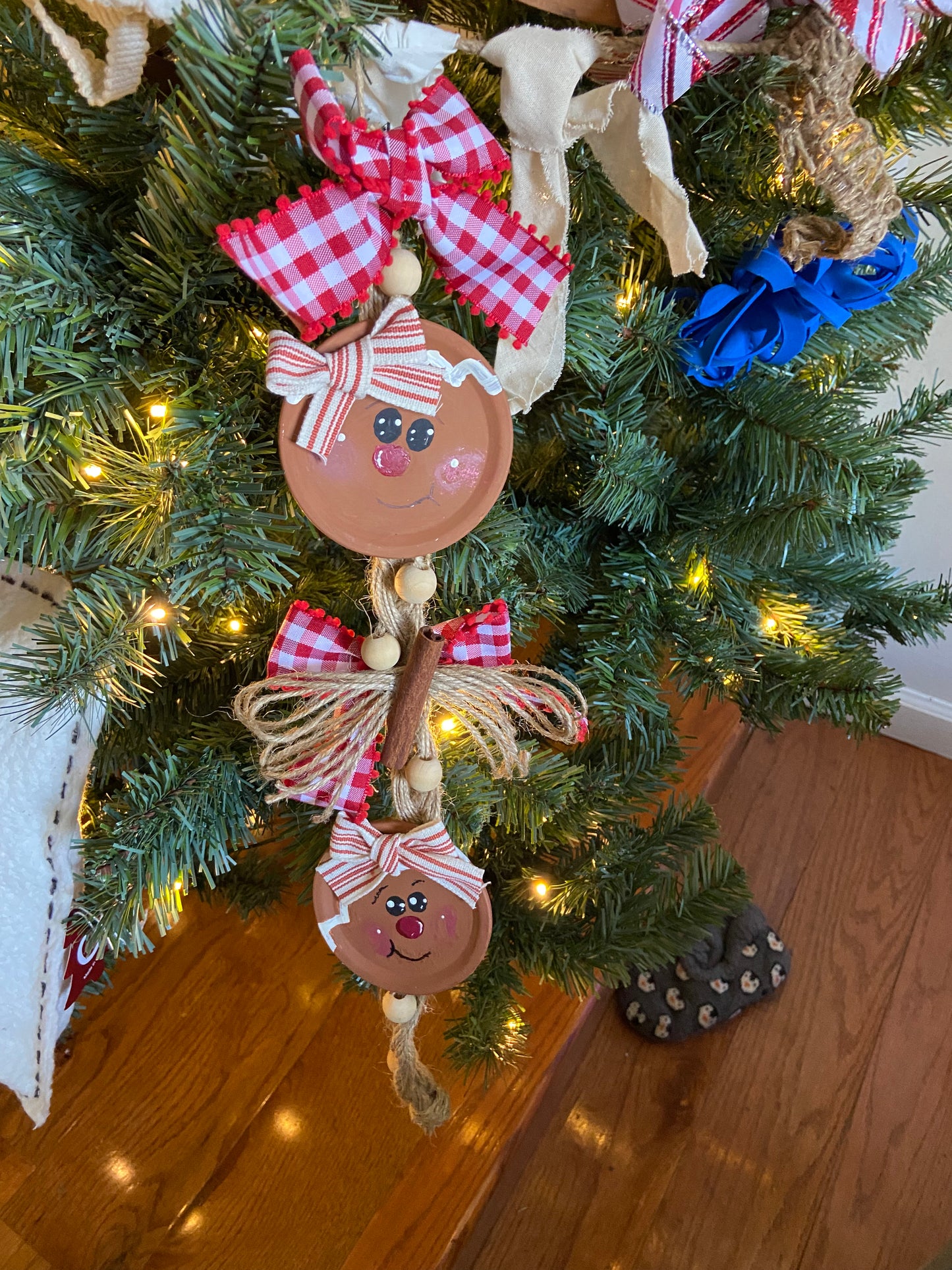 Gingerbread hanging ornament
